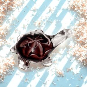 Blown Glass Turtle Figurine – Clear Art Glass w/ Burgundy & White Swirl Accents